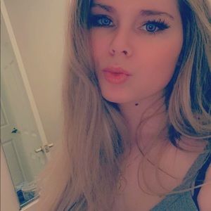 Meet your Posher, Nickole